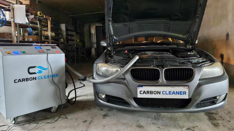 Dekarbonizace motoru před STK a měřením emisí